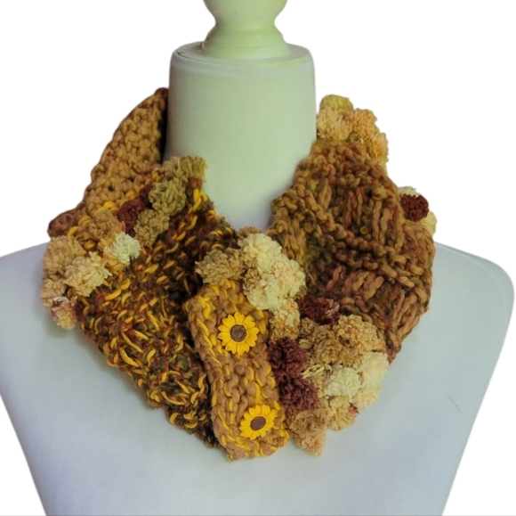 Handcrafted Sunflower Knit Neck Warmer Scarf - Picture 1 of 6